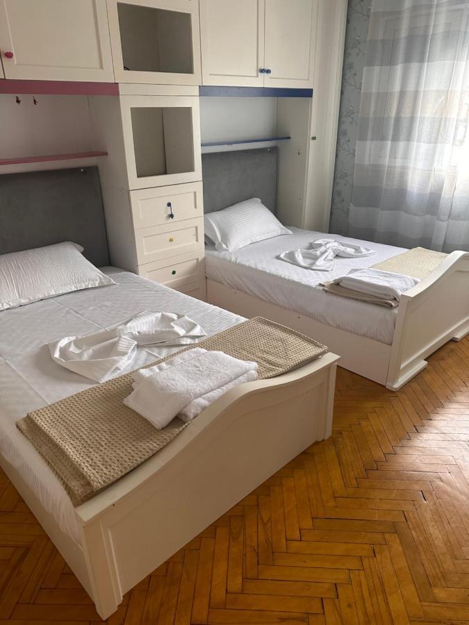 Noemi Apartment Tirana Esterno foto